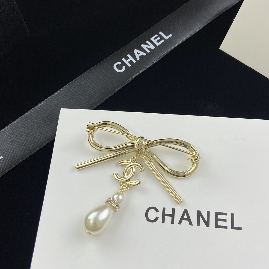 Chanel Bow CC Teardrop Pearl Brooch - Original Replica Club