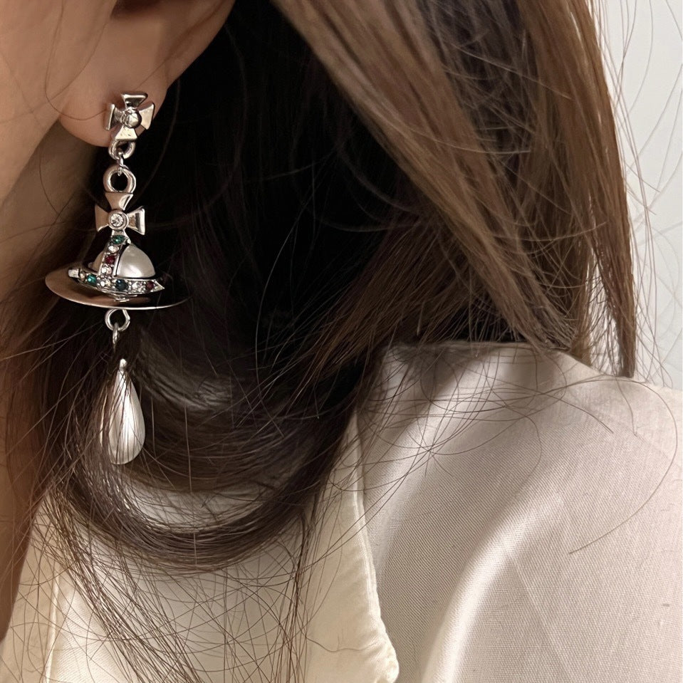 Vivienne Westwood Saturn Teardrop Pearl Earring - Original Replica Club