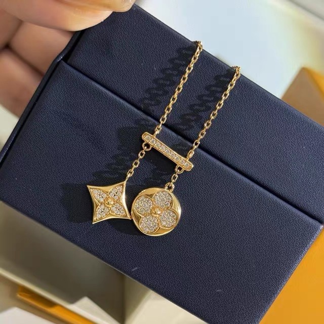 Louis Vuitton Sun Star Tassel Pendant Necklace - Original Replica Club