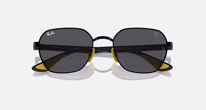 Ray-Ban RB3794M SCUDERIA FERRARI COLLECTION