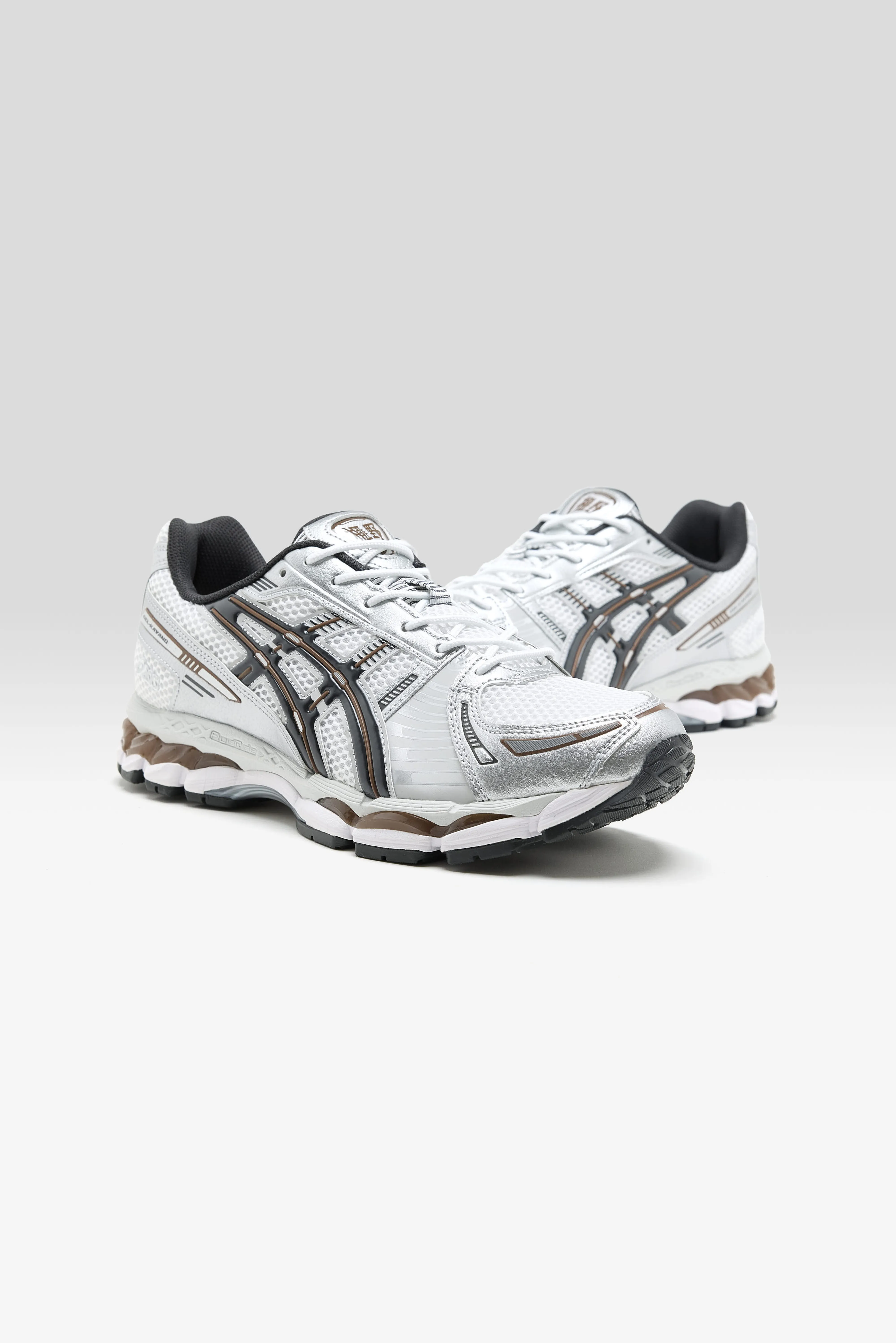 Bellerose Gel-Kayano 12.1 for Men  (261 / M / GREY)