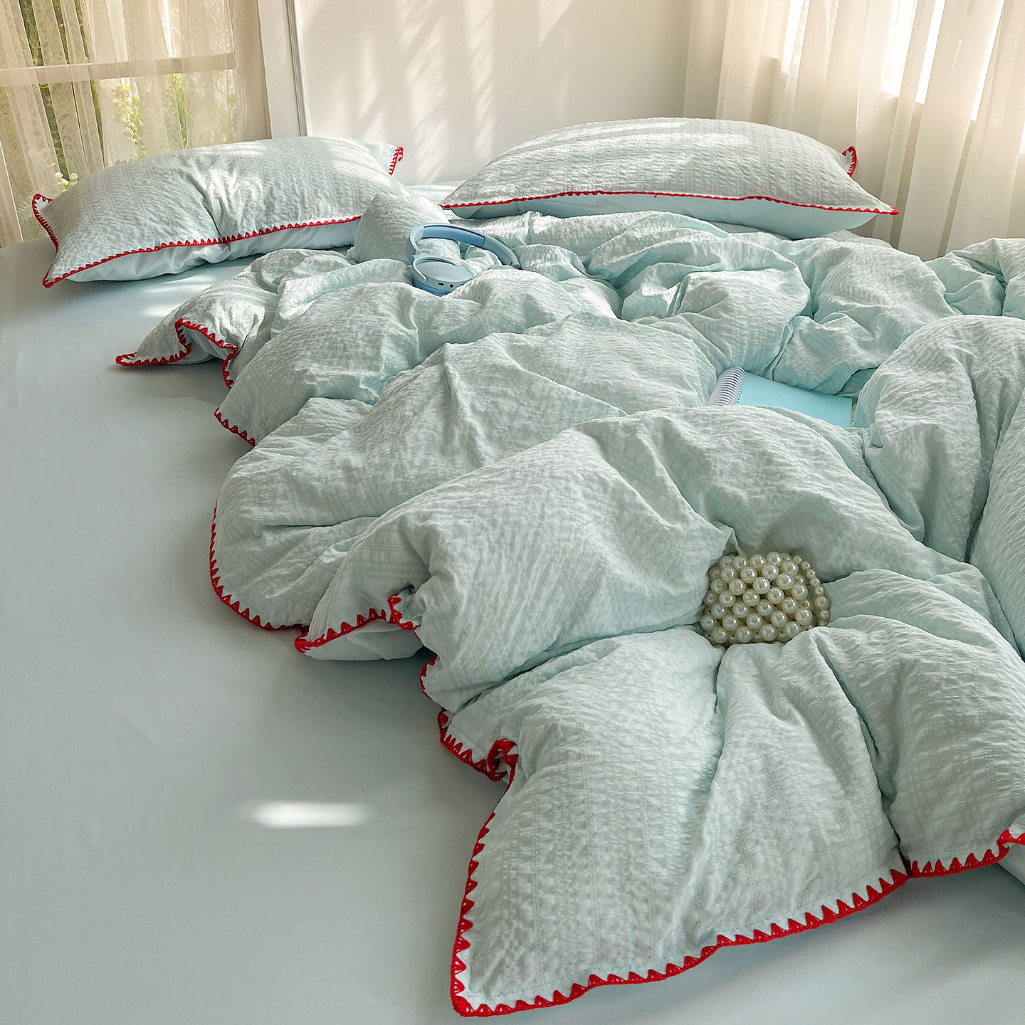 Summer Washed Cotton Bedding Set Soft Durable Breathable Embroidery Edge Bedding Set Suitable for All Home Hotel