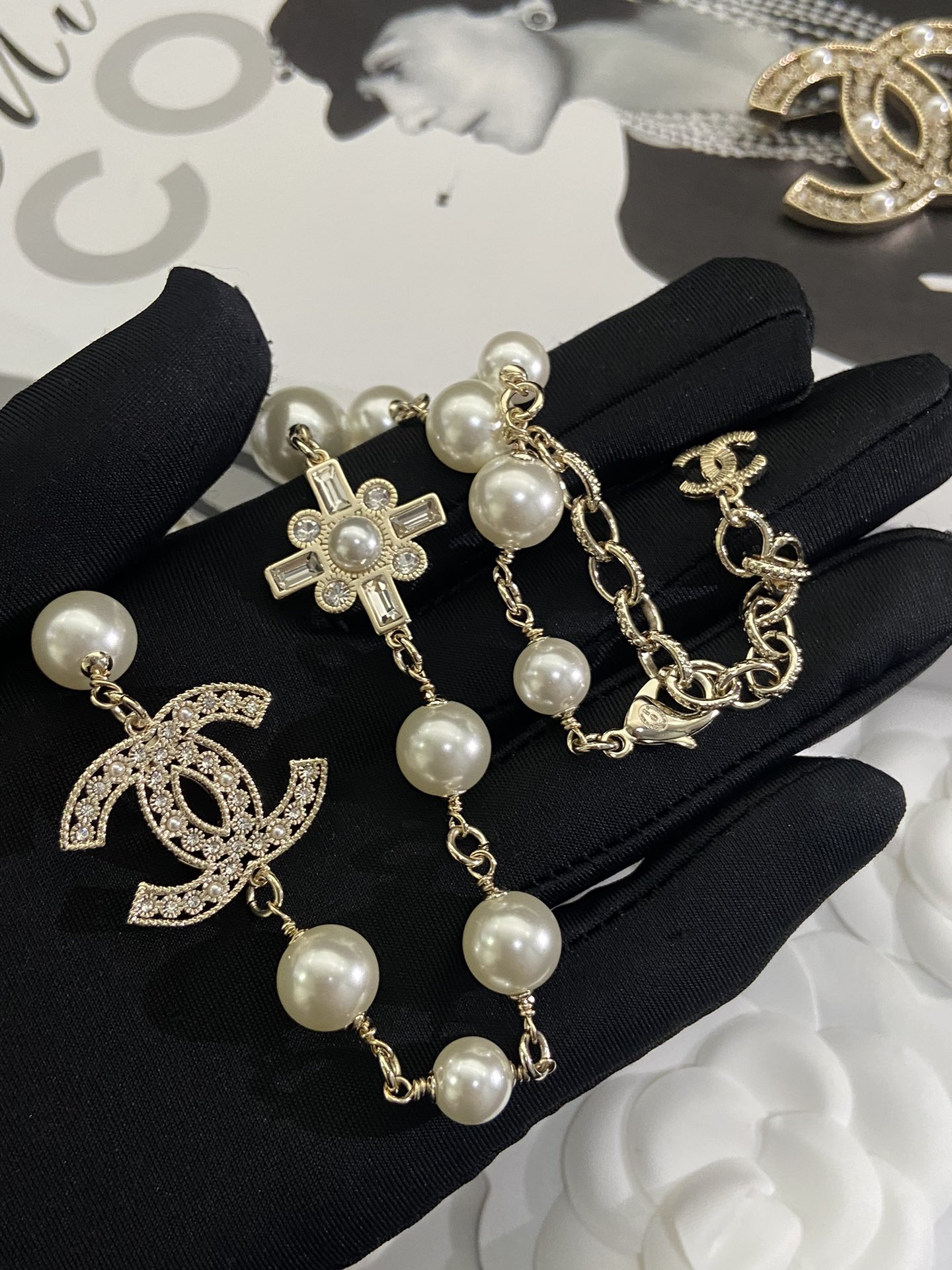 Chanel Pearl Brooch Earrings Bracelet Necklace - Original Replica Club