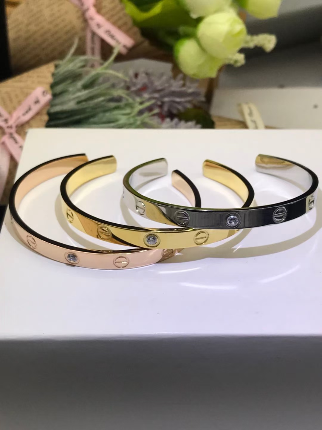 Cartier LOVE Bracelet Bangle - Original Replica Club