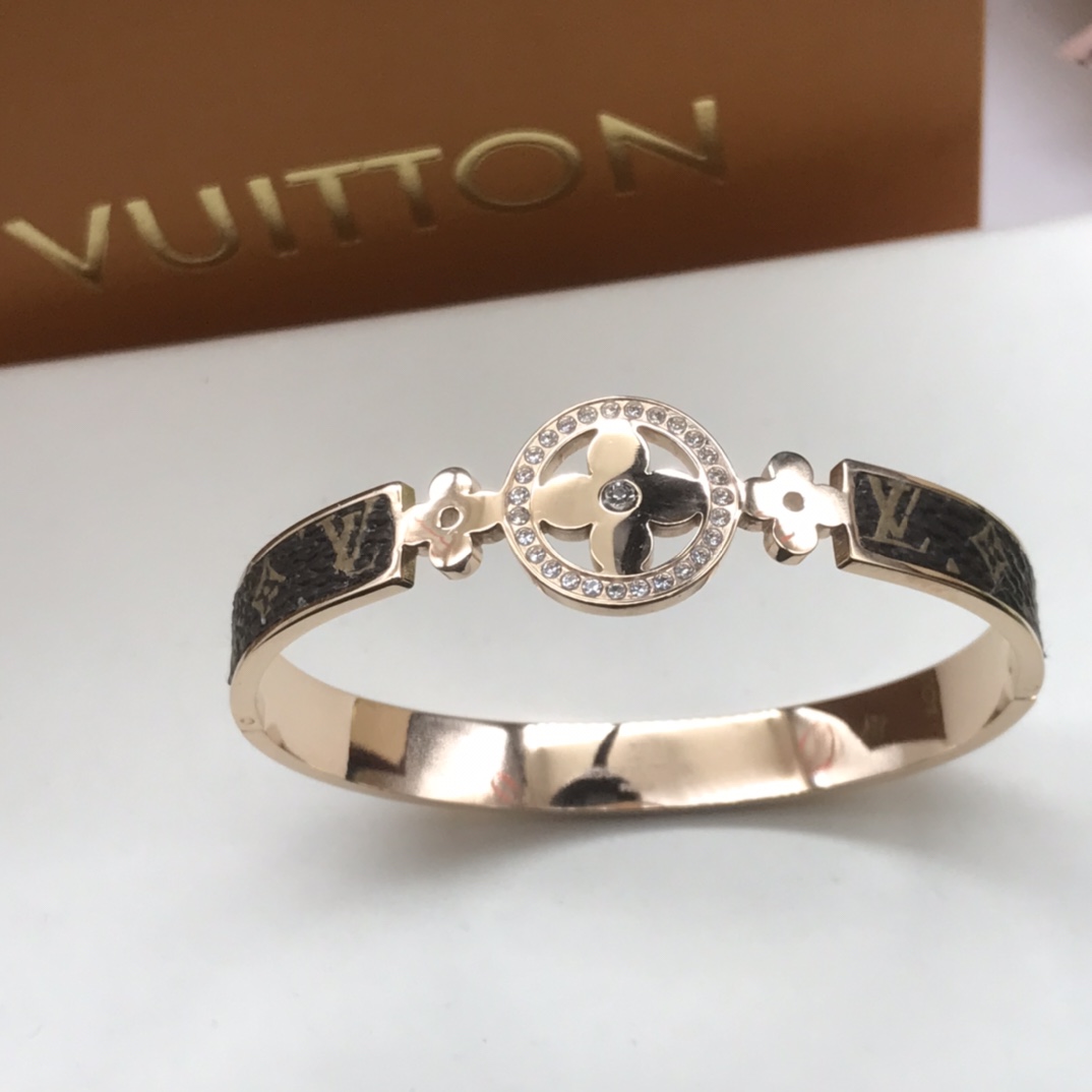 Louis Vuitton Diamond Hollow Sun Blossom Leather Bangle Bracelet - Original Replica Club