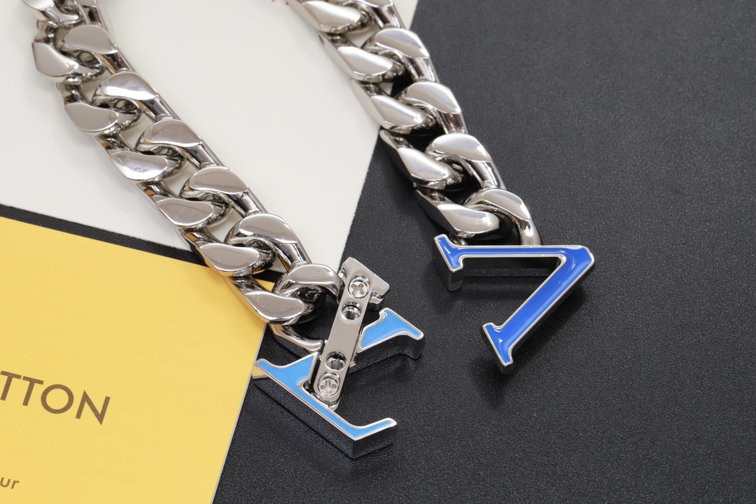 Louis Vuitton Silver Chunky Cuban Chain Blue LV Men's Bracelet - Original Replica Club
