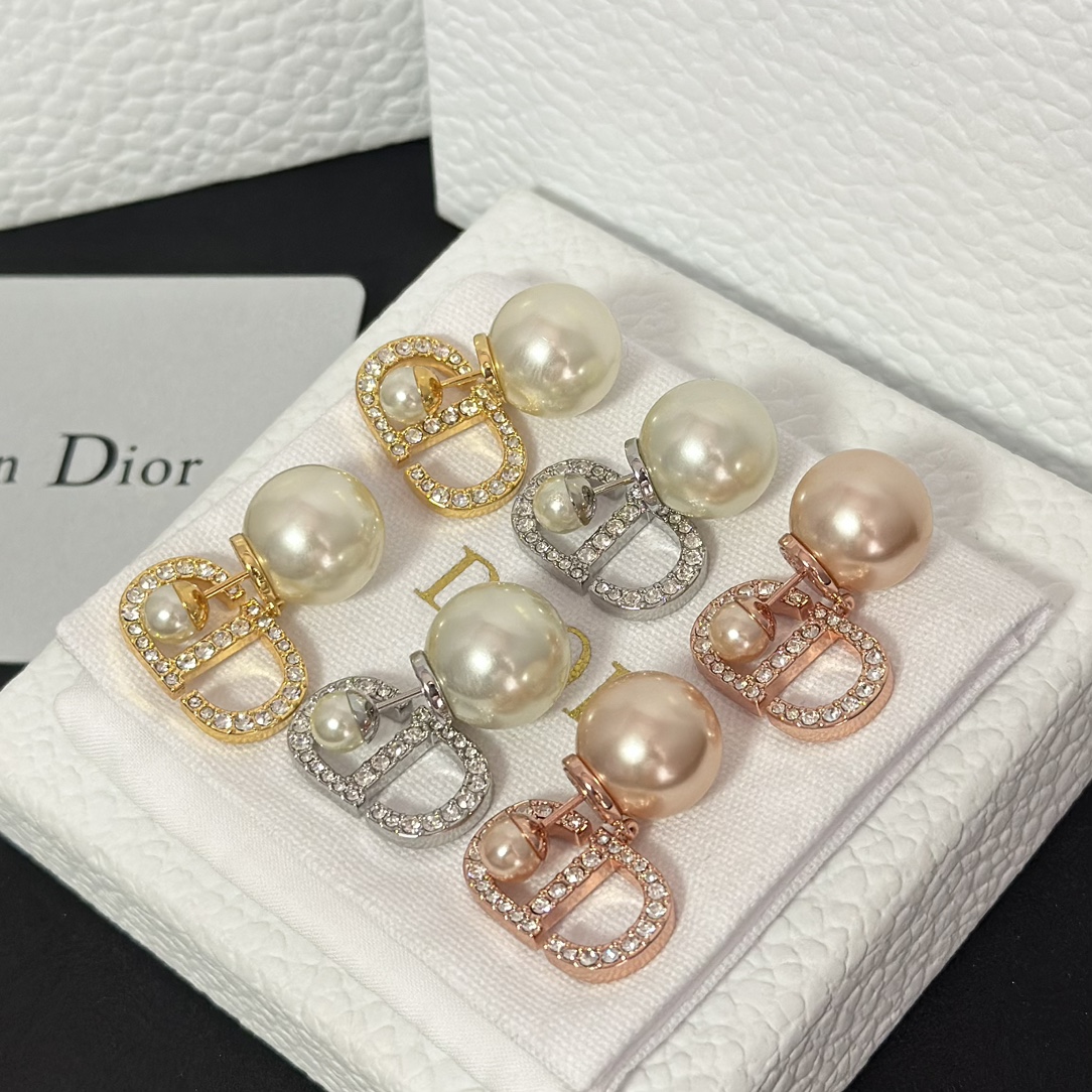 Dior Sweet CD Pearl Stud Earrings - Original Replica Club