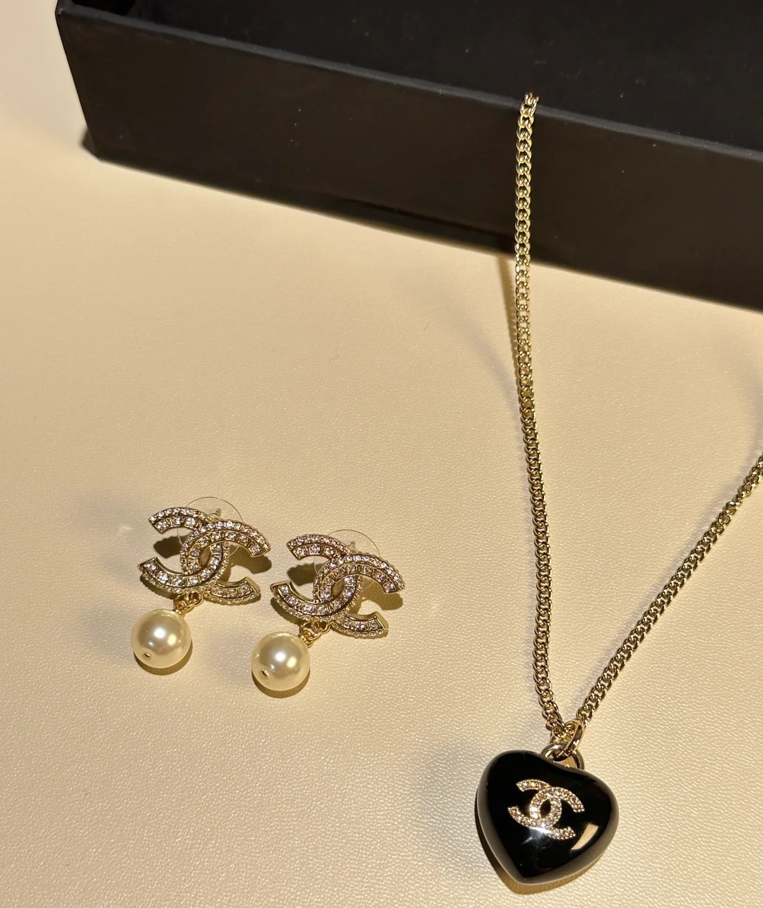 Chanel Black Heart Pendant Necklace and CC Pearl Drop Earrings - Original Replica Club