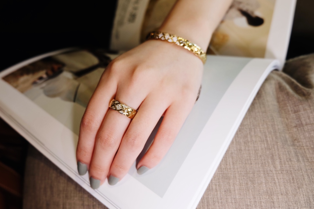 Chanel Diamond Coco Crush Bangle Bracelet - Wide Version - Original Replica Club