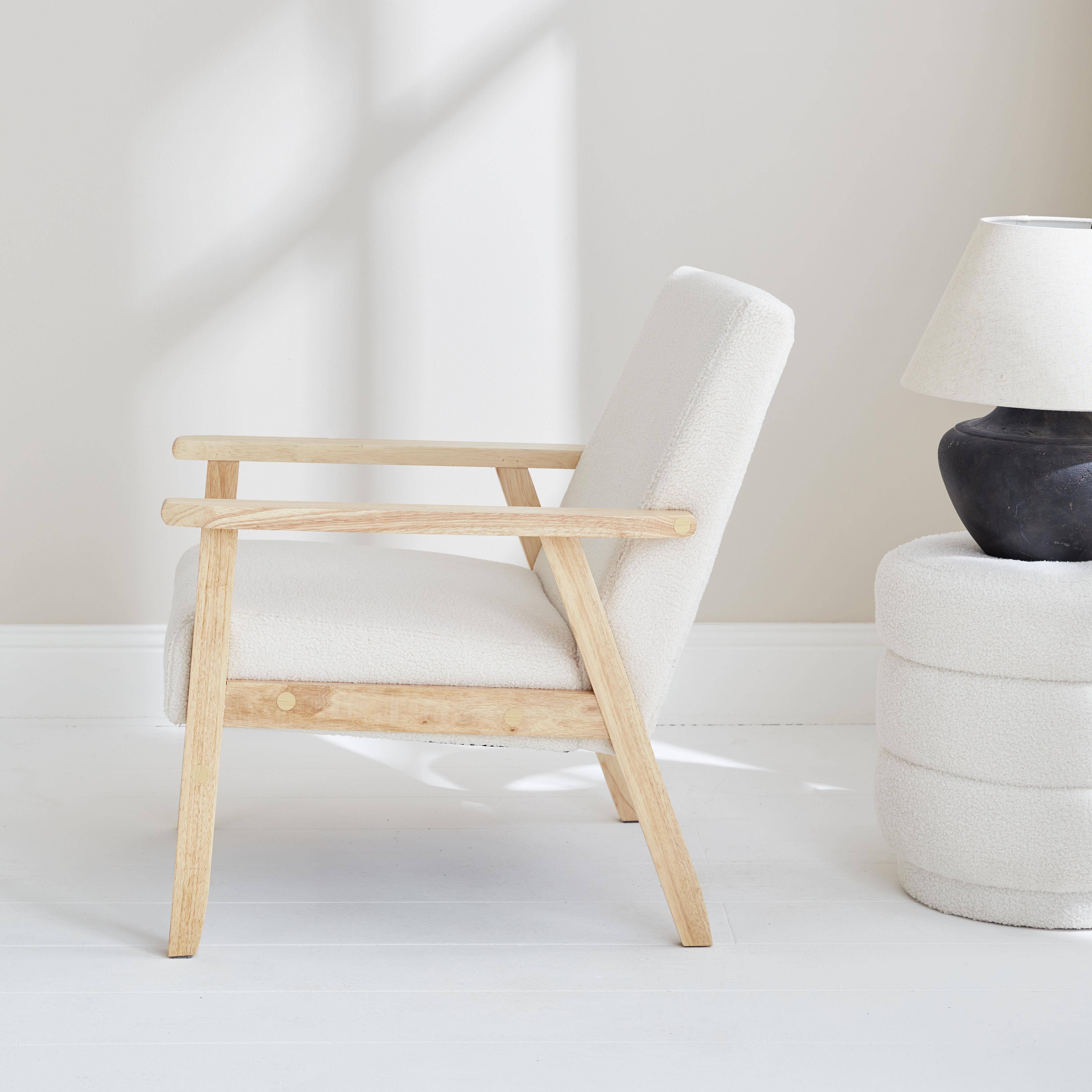Isak borreguito - Sillón escandinavo de borreguito y madera de hevea