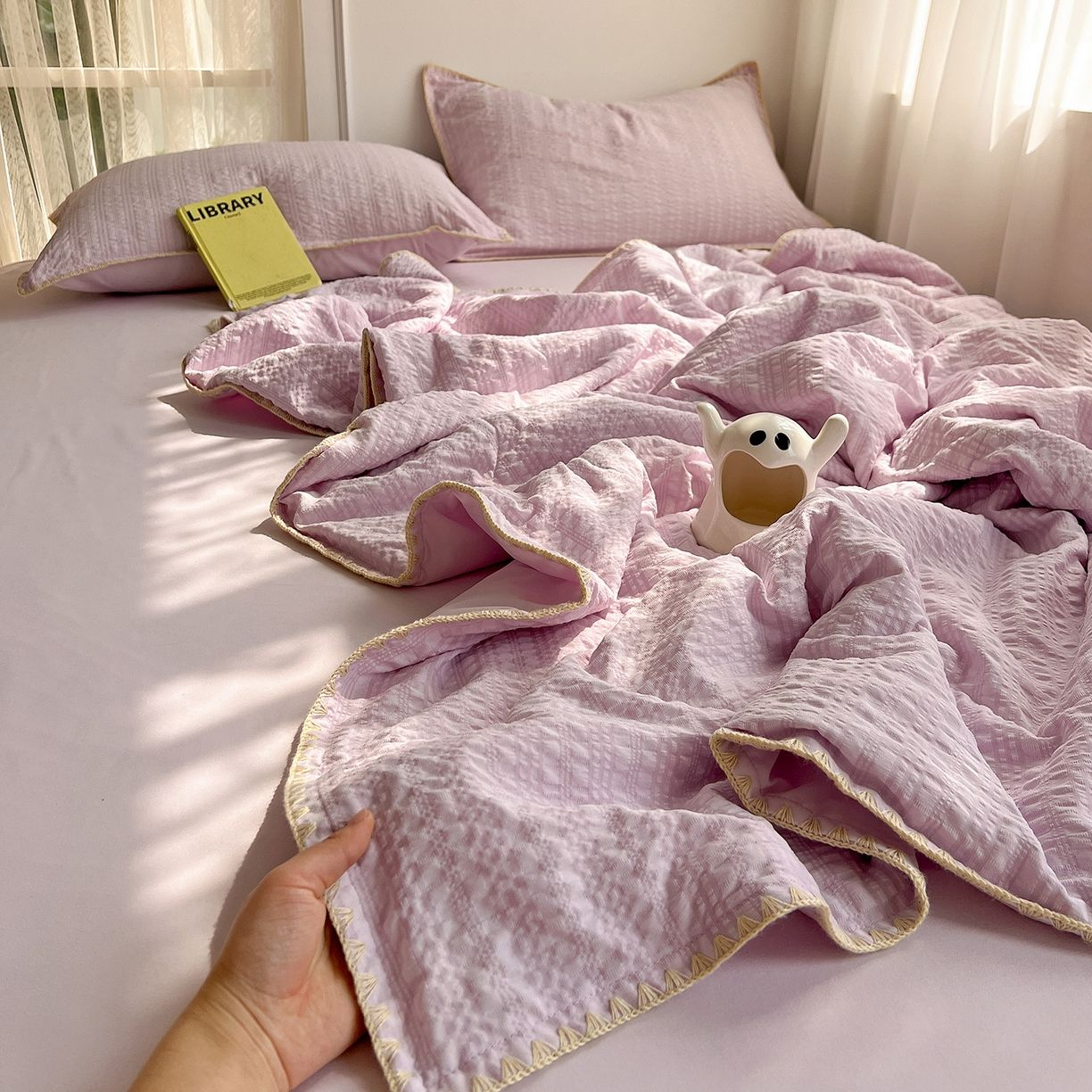 Summer Washed Cotton Bedding Set Soft Durable Breathable Embroidery Edge Bedding Set Suitable for All Home Hotel