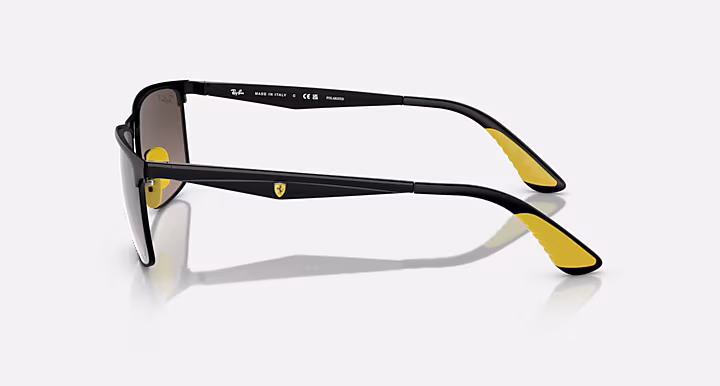 Ray-Ban RB3726M SCUDERIA FERRARI COLLECTION