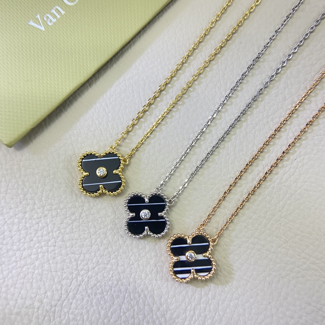 Newest VCA Stripe Black Chalcedony Vintage Alhambra Pendant Necklace - Original Replica Club