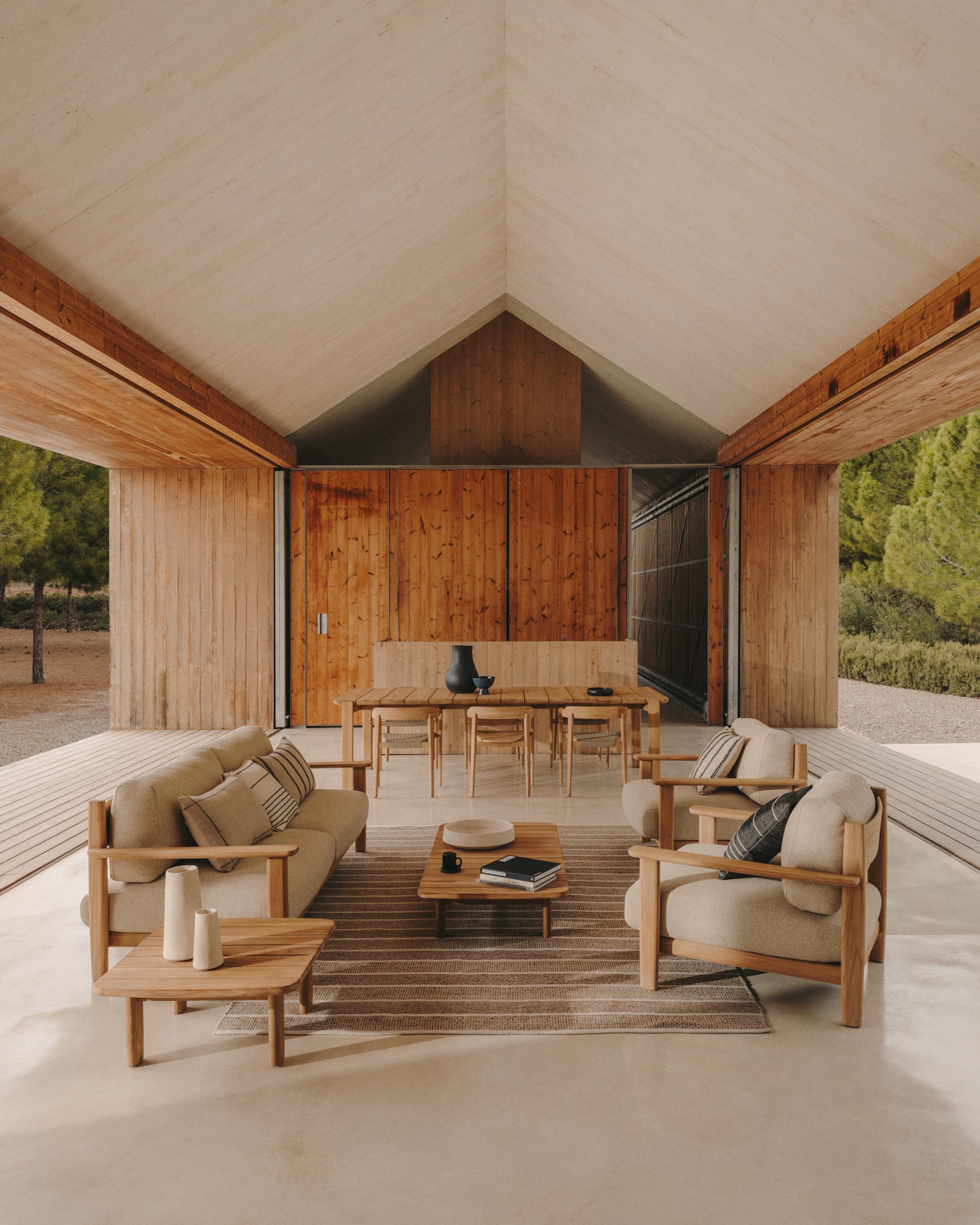 Kave Home - Tafel Icaro van FSC 100% massief teakhout 280 x 112 cm