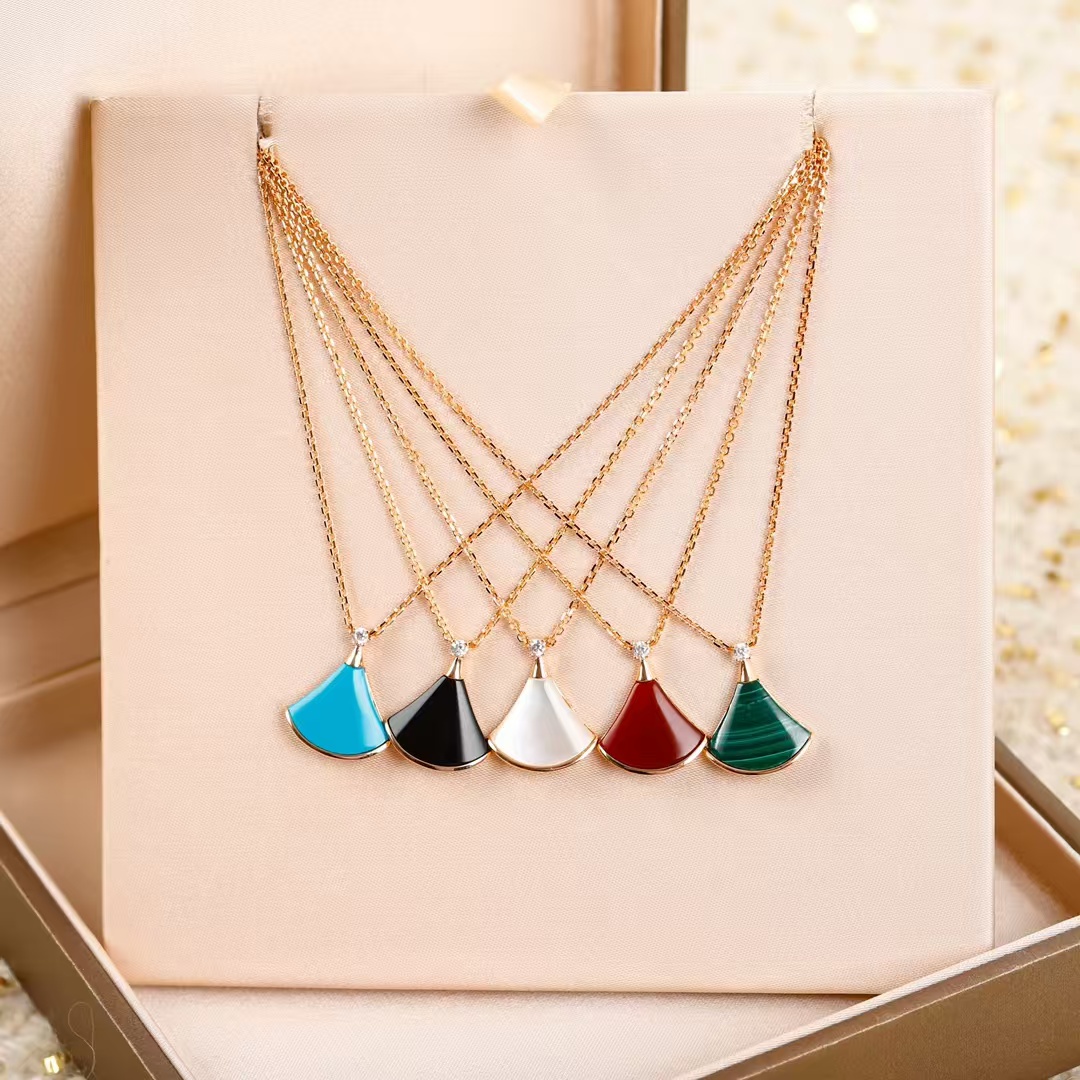 Bvlgari Divas' Dream Necklace - Original Replica Club