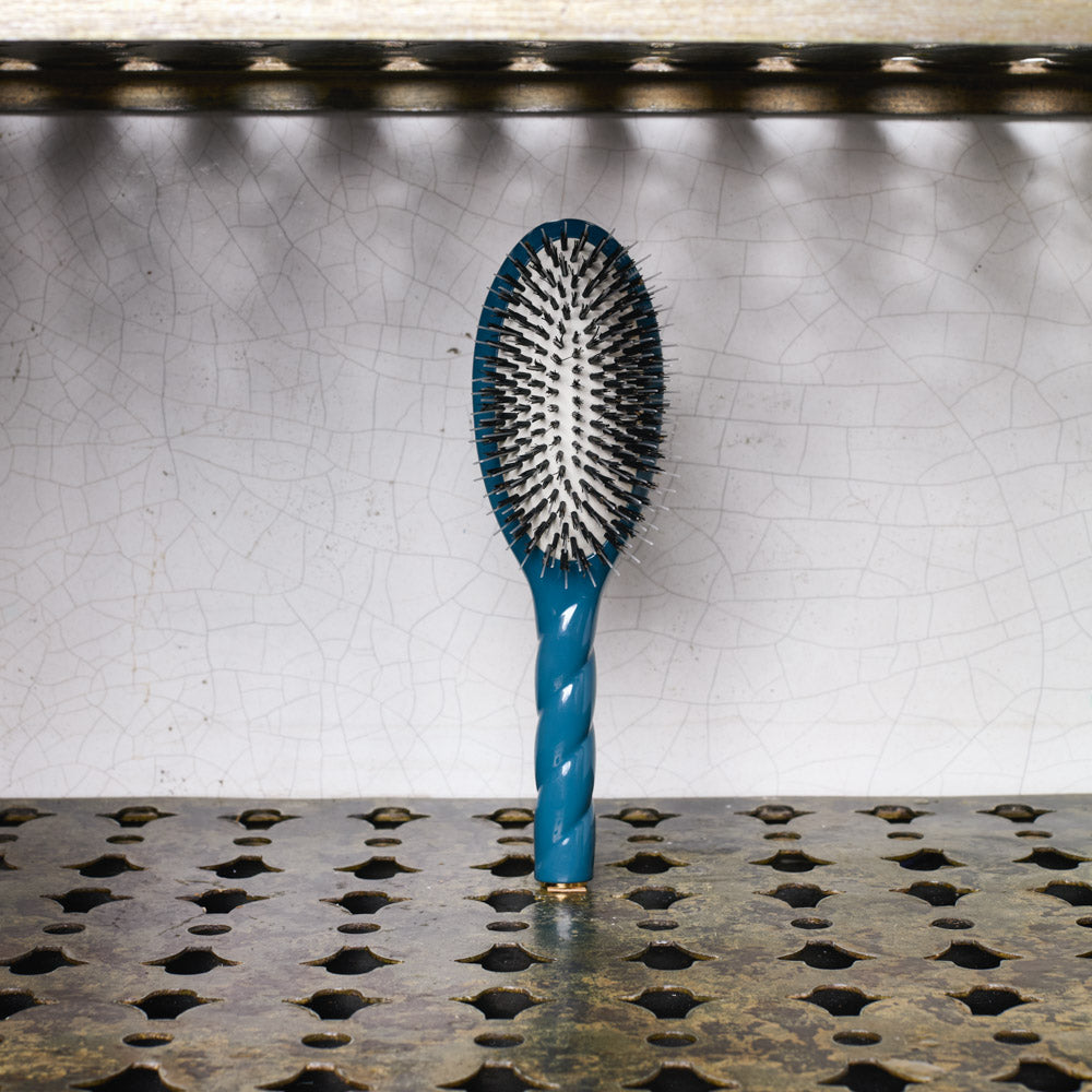 Brosse à cheveux N.02 L'INDISPENSABLE - Soin & Démêlage - Bleu