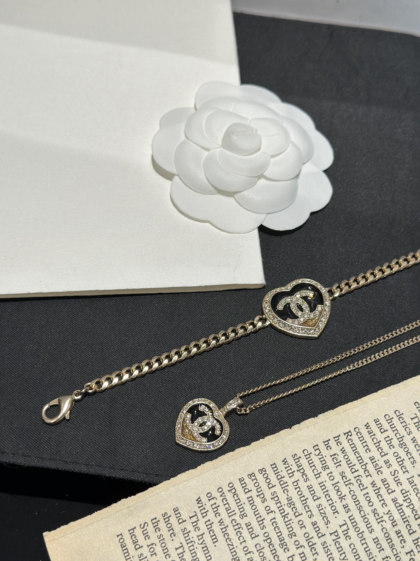 Chanel Colorblock Gold Black Heart Bracelet Earrings Necklace - Original Replica Club