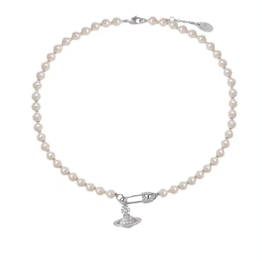 Vivienne Westwood Saturn Pearl Necklace - Original Replica Club