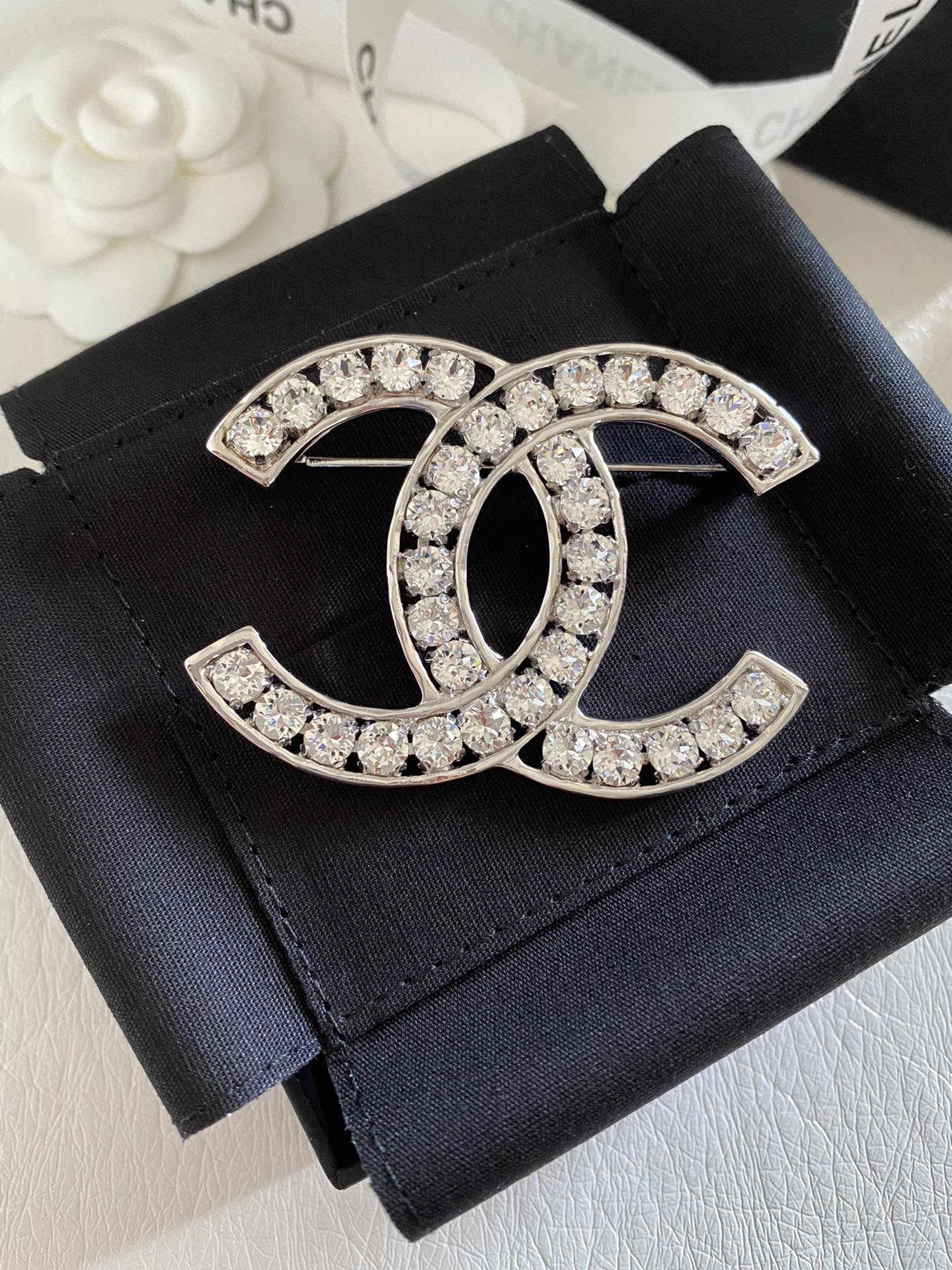 Chanel Prong Diamond Brooch - Original Replica Club