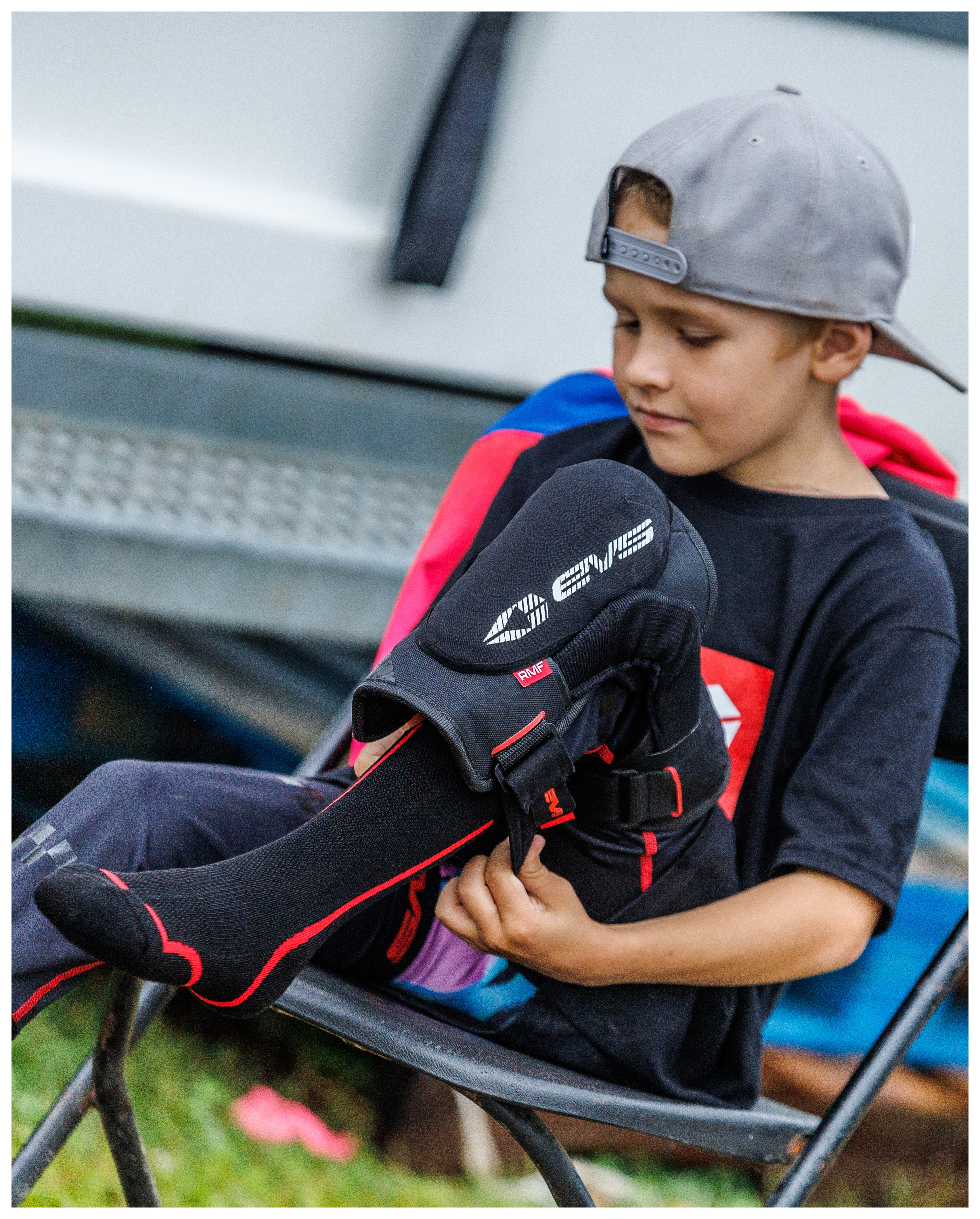 SportsBikeShop EVS Youth Genesis Knee Braces