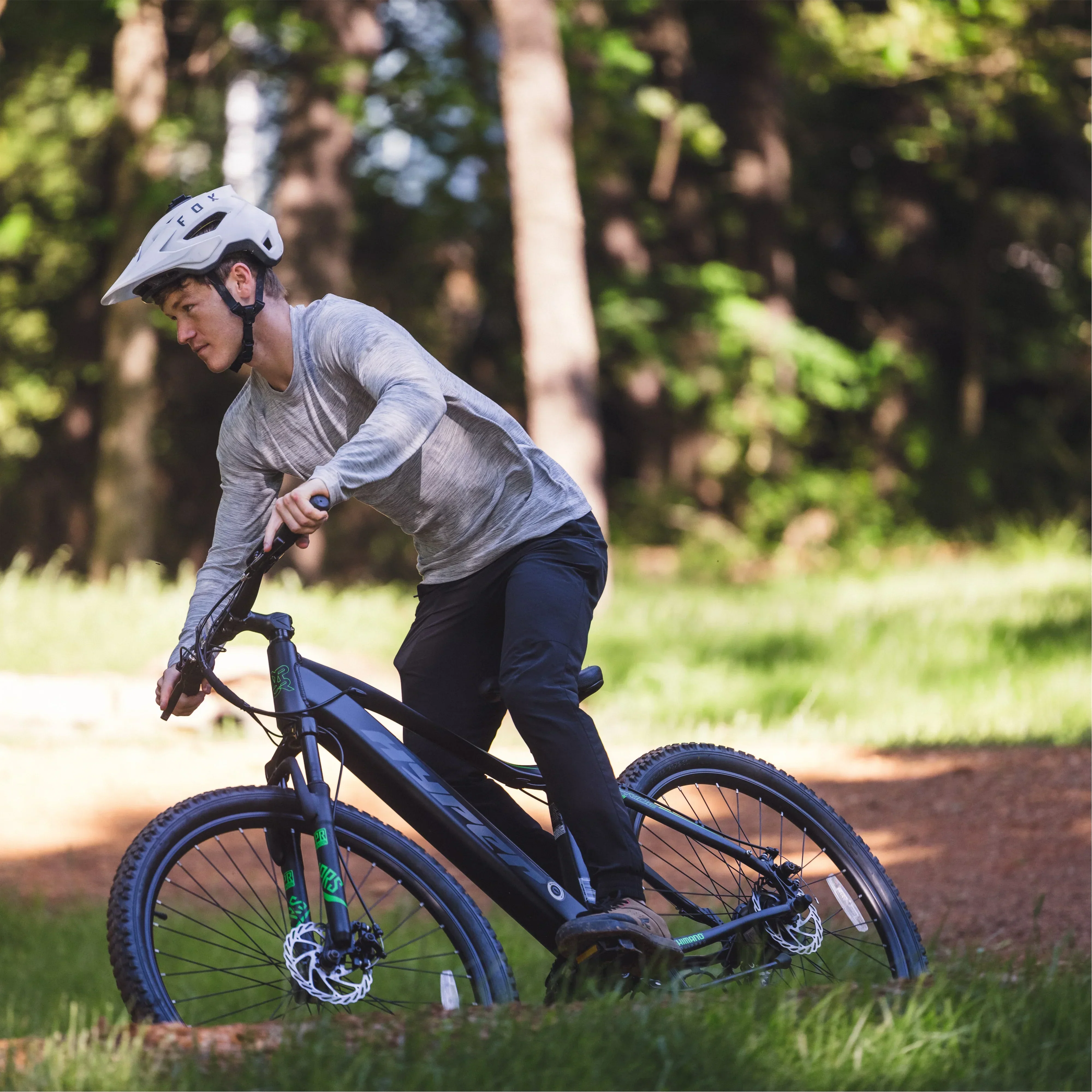 Hyper Bicycles 29 Inch 36V Electric Mountain Bike For Adults, 250W, Black - Image 15 Hyper Bicycles 29 Inch 36V Electric Mountain Bike For Adults, 250W, Black - Image 15