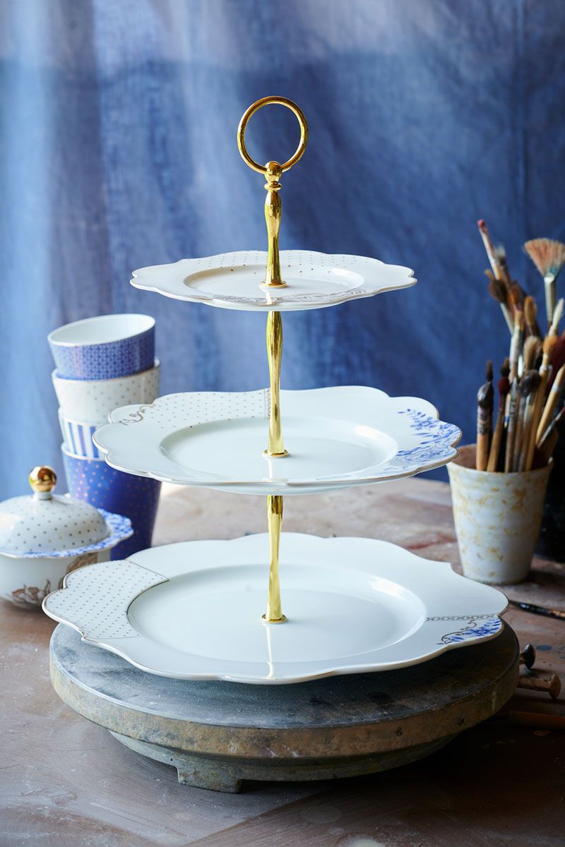 3 Layer Cake Stand Royal White