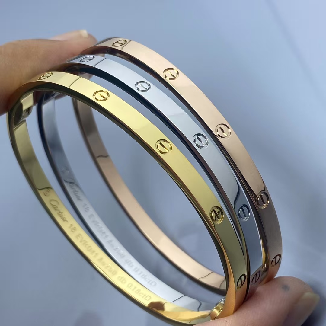 Cartier LOVE Bracelet Bangle - No Diamond - Original Replica Club