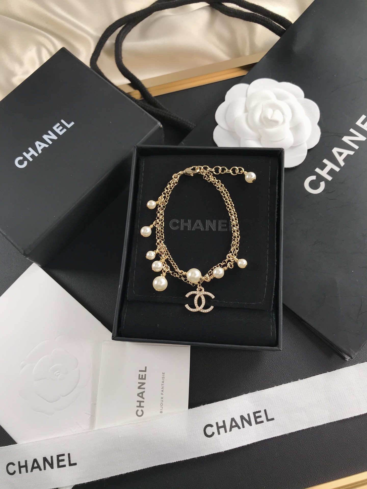 Chanel Dainty Two Layers Chain Pearl Bracelet - Original Replica Club