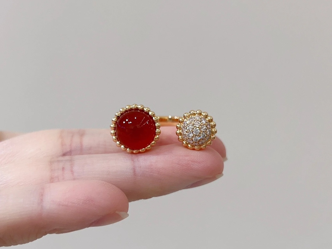VCA Perlee Couleurs Between the Finger Ring - Original Replica Club