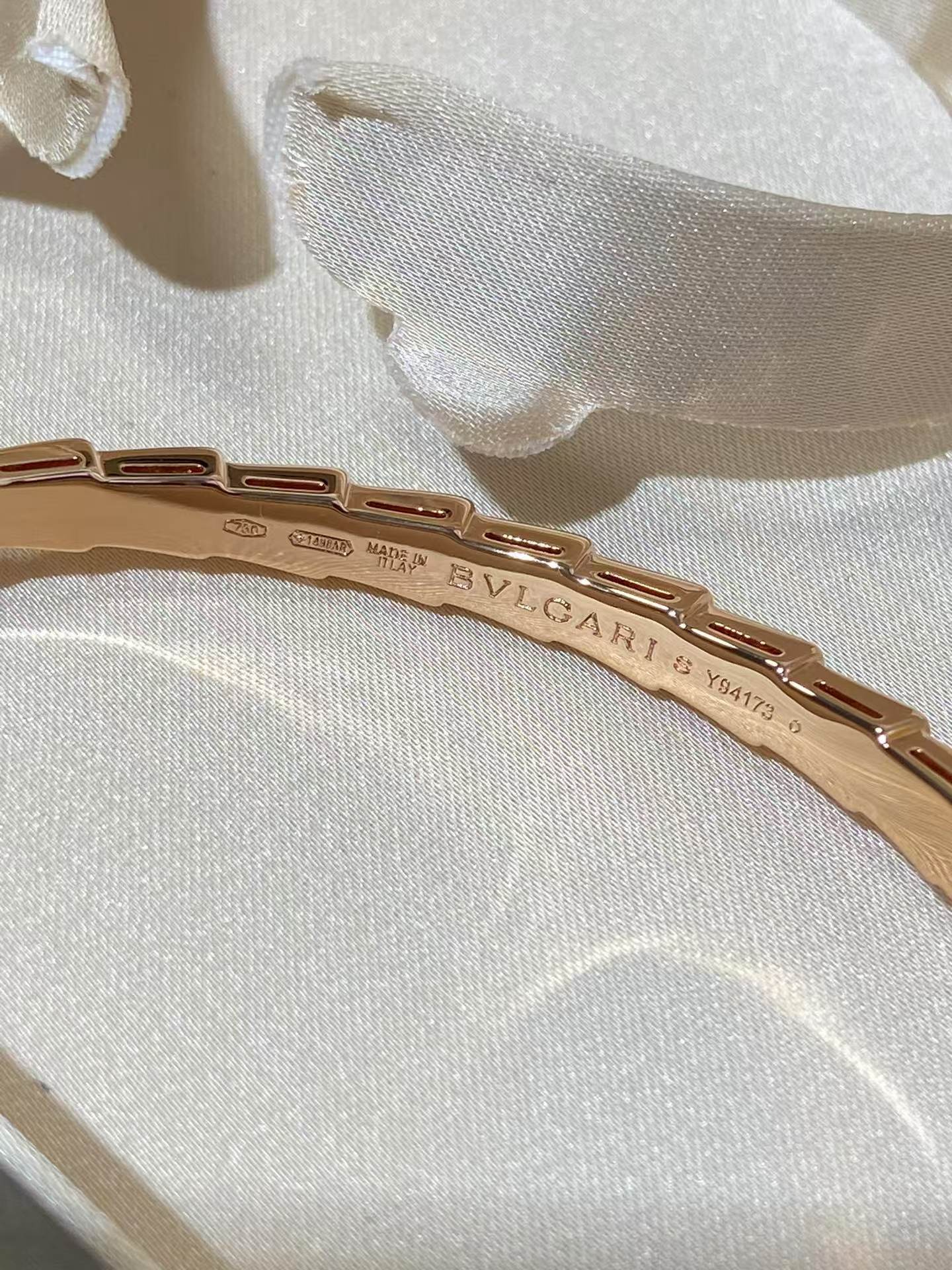 Bvlgari Serpenti Viper Bracelet Bangle in Rose Gold - Original Replica Club