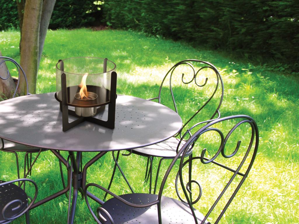 Chimenea de etanol de sobremesa con cristal cilíndrico