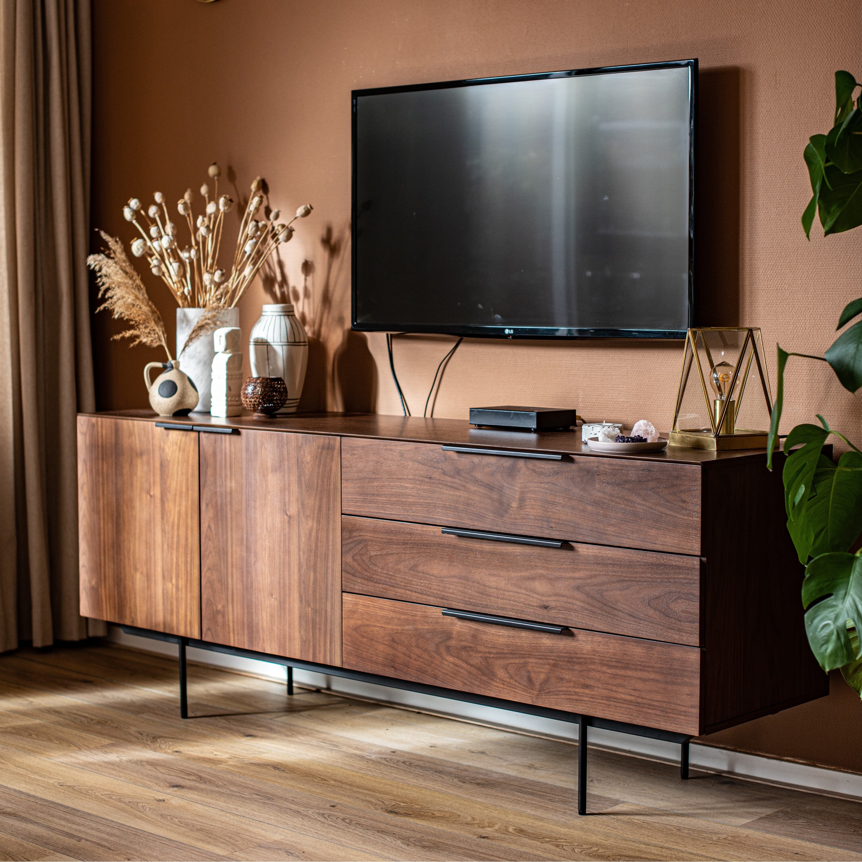 Zuiver Travis Dressoir - Walnoot