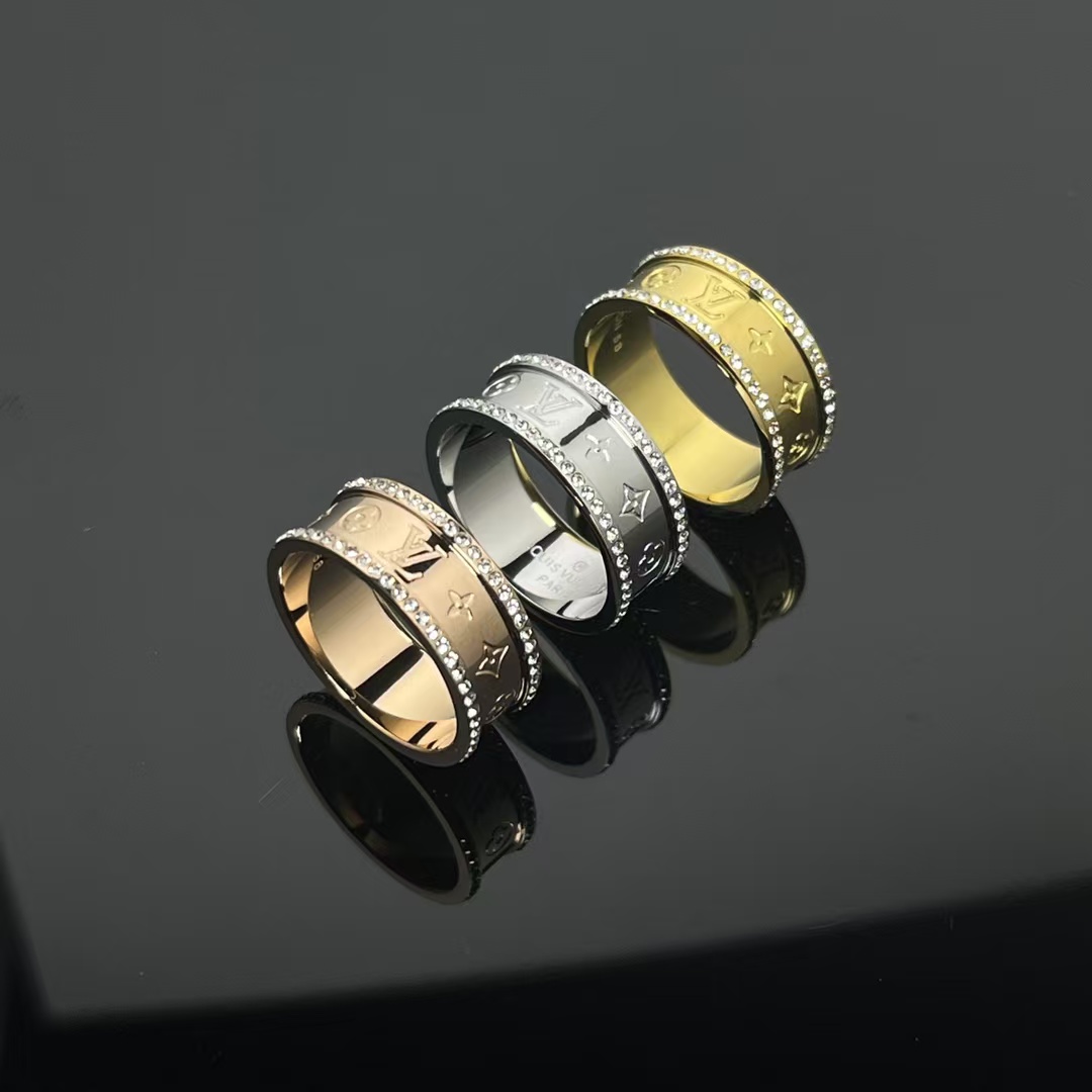 Louis Vuitton Diamond Paved Ring - Original Replica Club