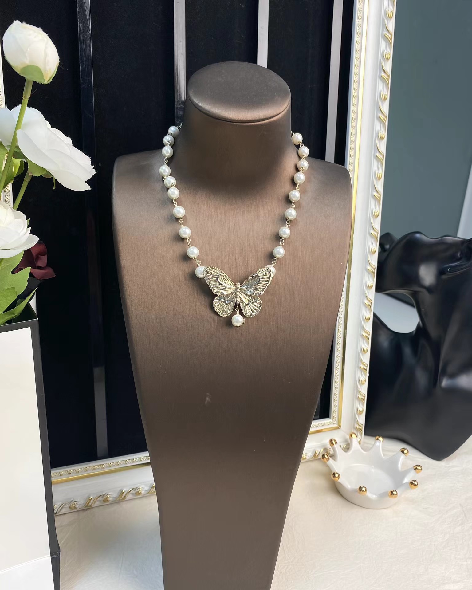 Dior Butterfly Pearl Necklace - Original Replica Club