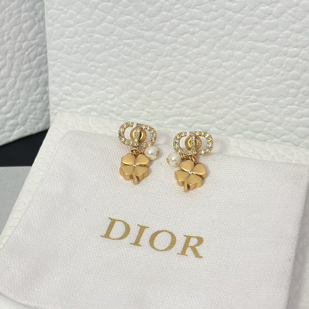 Dior Four Clover Pearl Earrings - Original Replica Club