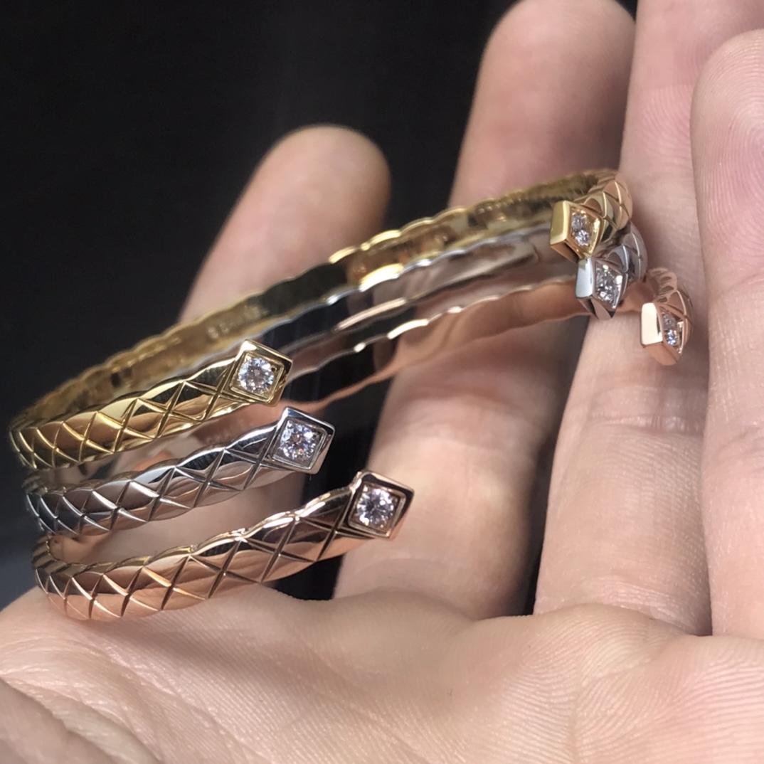 Chanel Coco Crush Cuff Bracelet Bangle - Original Replica Club