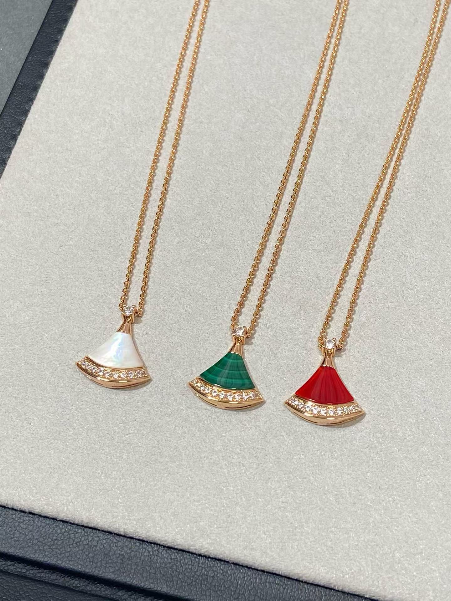 Bvlgari Divas' Dream Necklace - Original Replica Club
