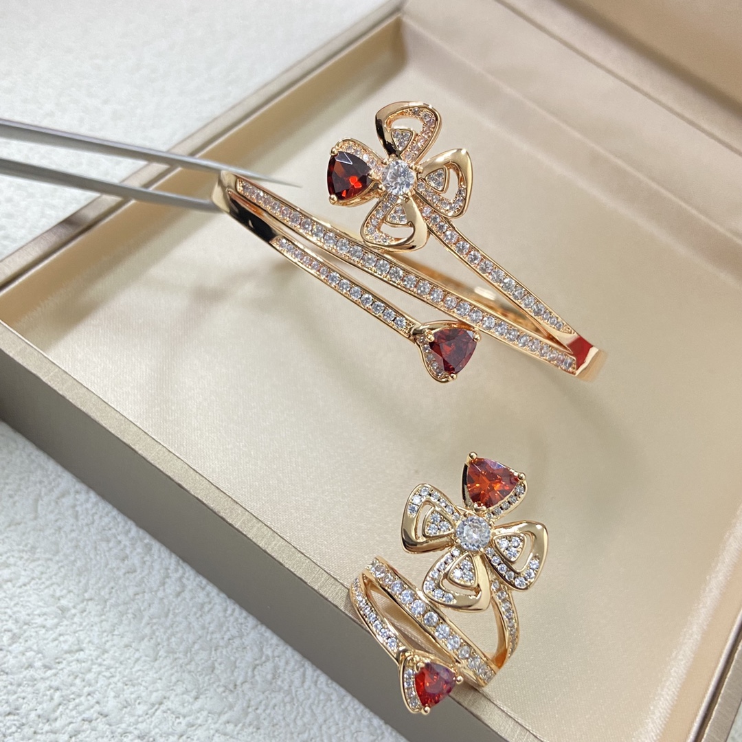 Bvlgari Red Gem Fiorever Bracelet Rose Gold - Original Replica Club