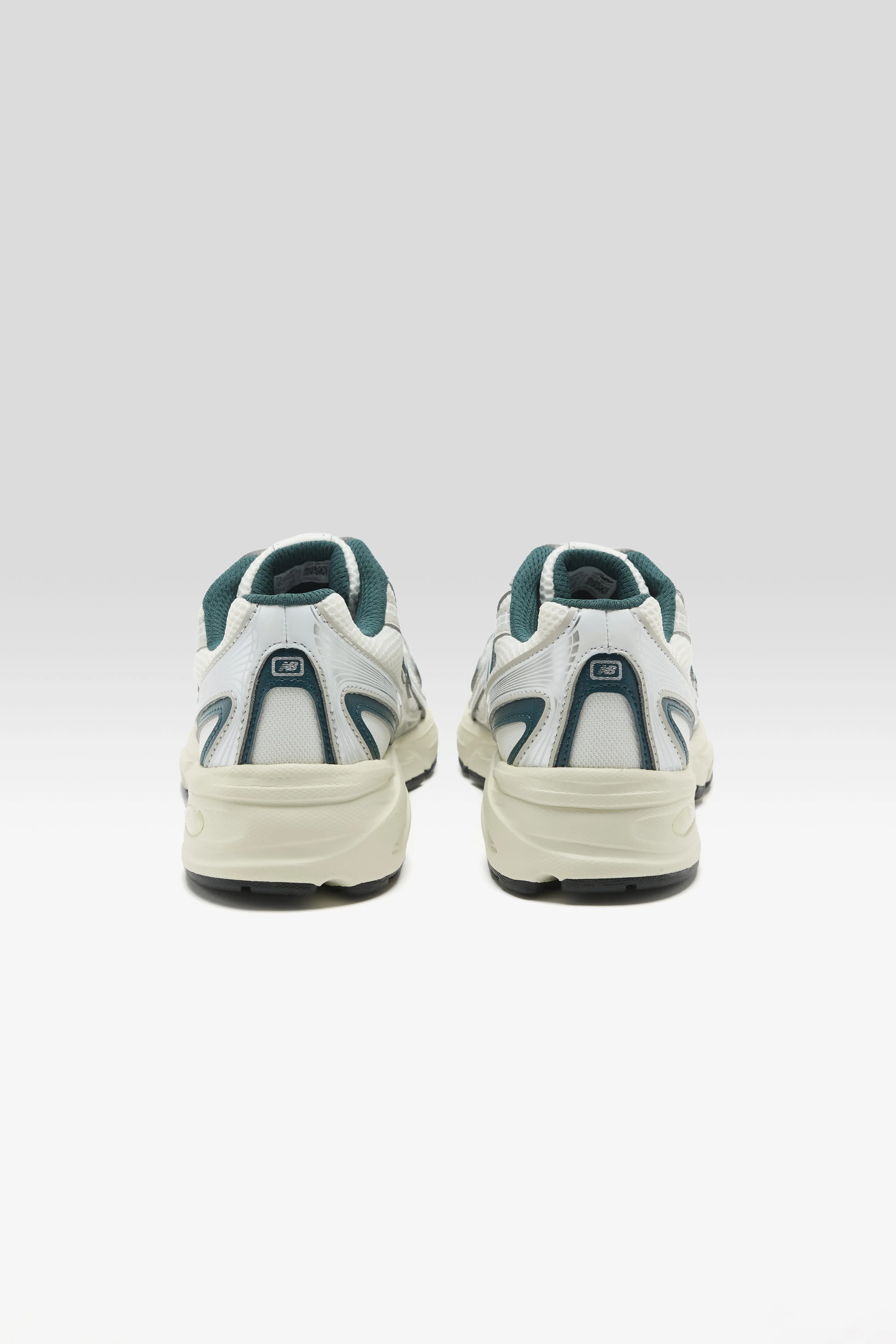 Bellerose 740 for Women  (261 / W / GREEN)