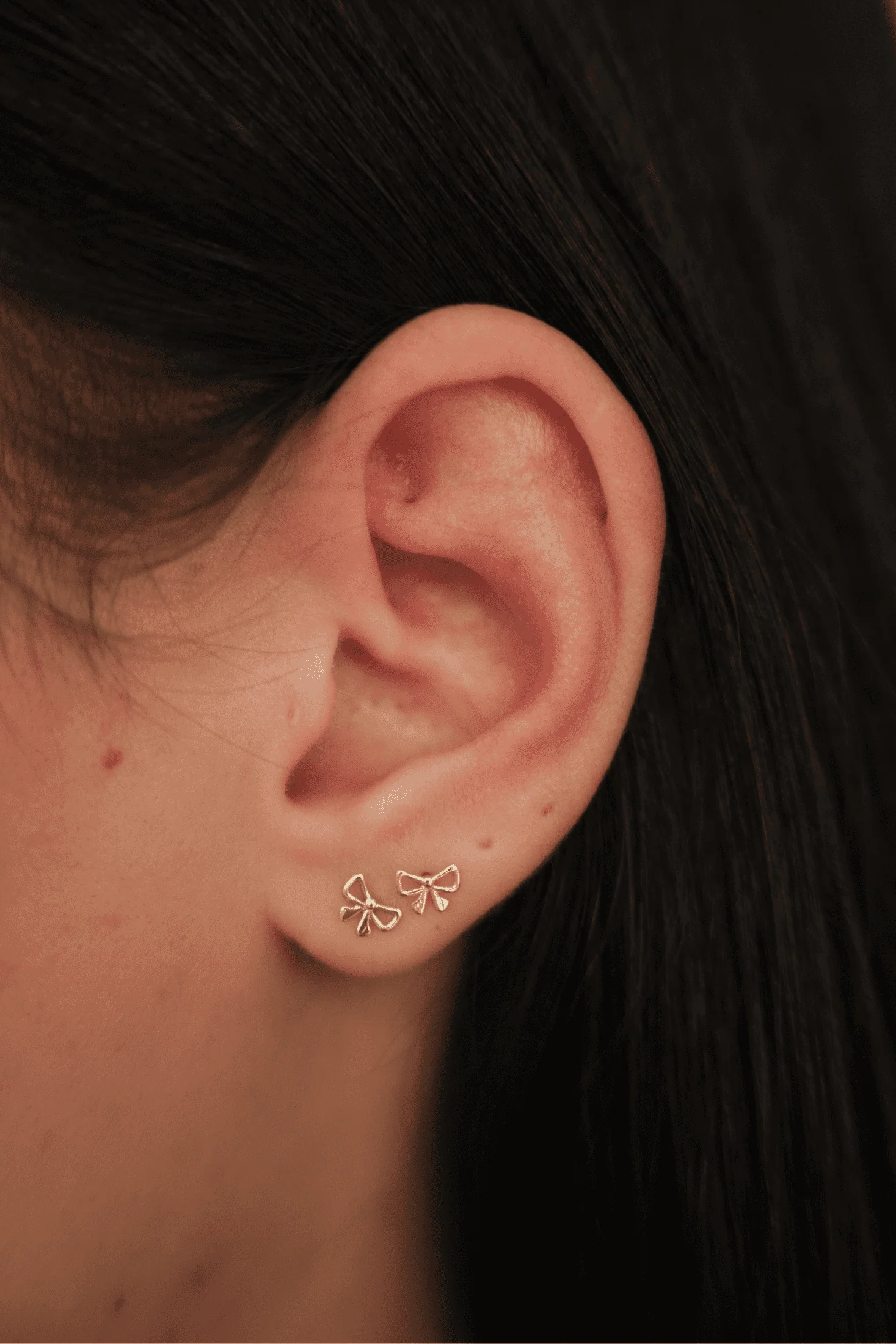 baby bow stud