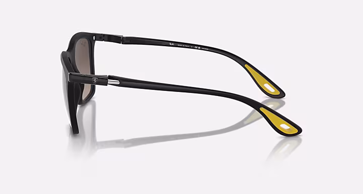 Ray-Ban RB4433M SCUDERIA FERRARI SPECIAL EDITION 2024
