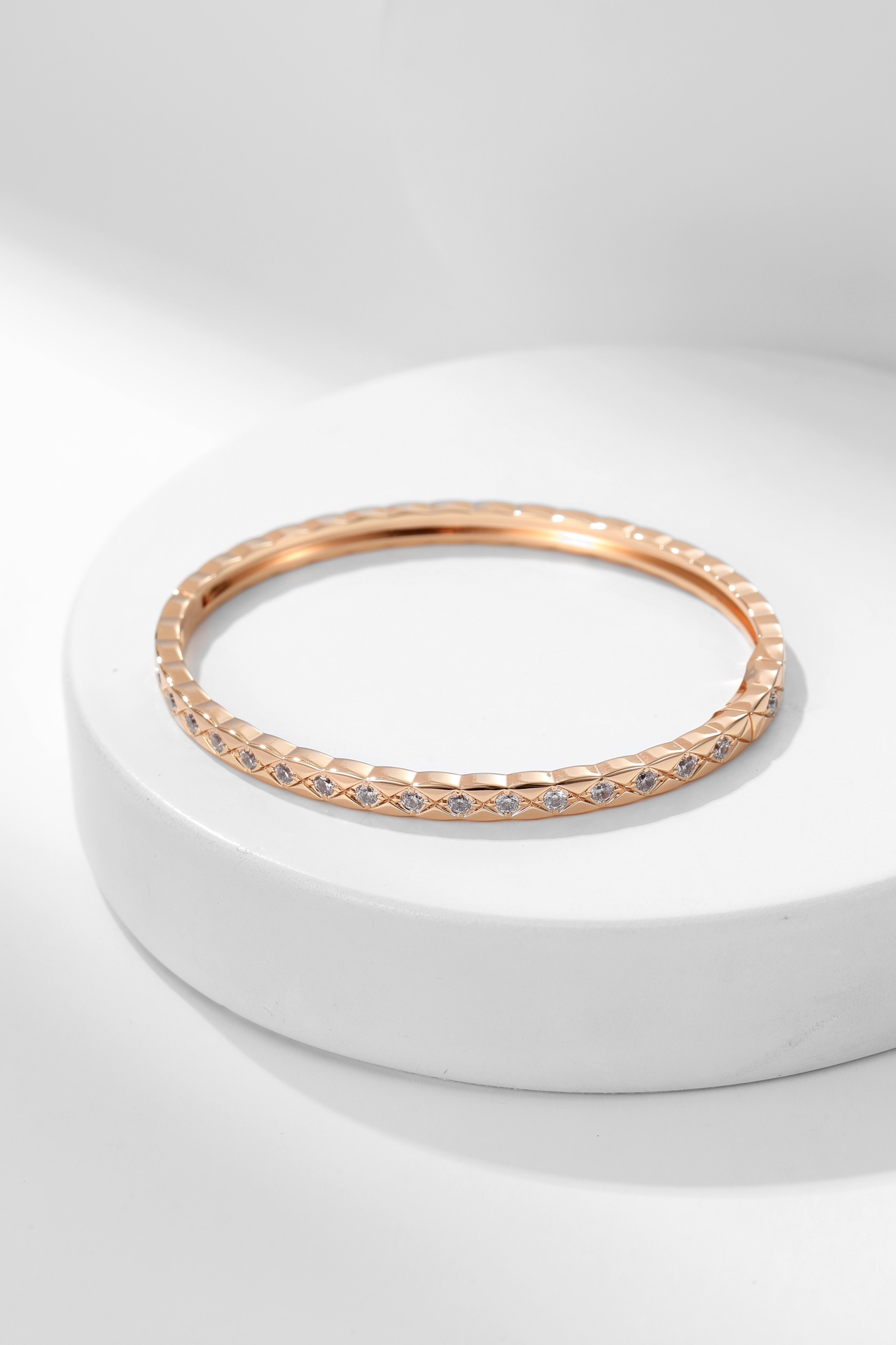 Chanel Diamond Coco Crush Mini Bracelet Bangle - Original Replica Club