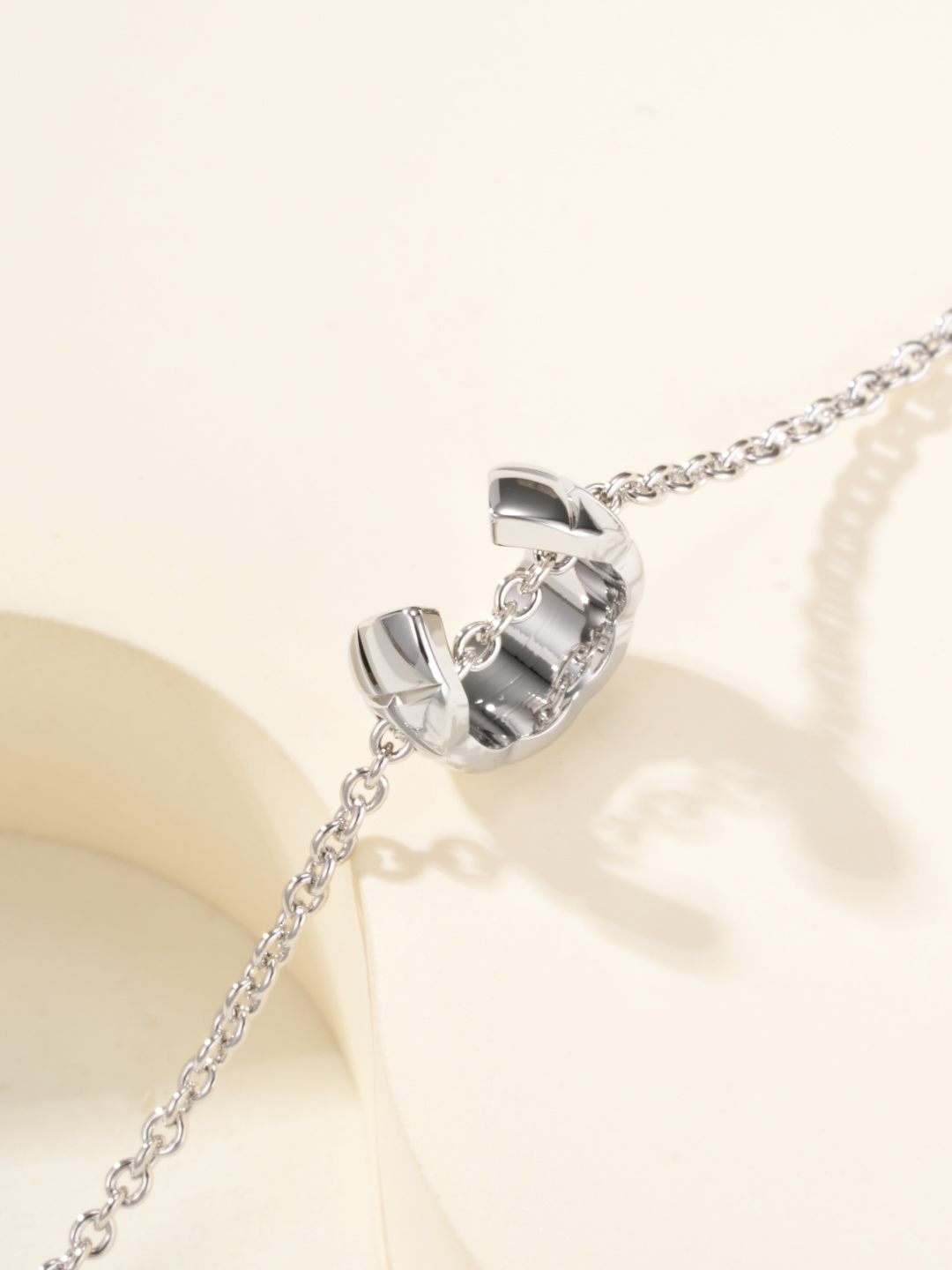 Chanel Coco Crush Chain Bracelet Dainty Jewelry - Original Replica Club