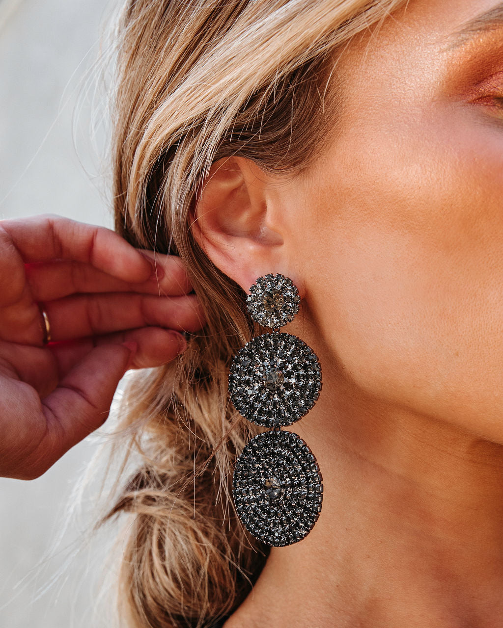 Triple Disco Drop Earrings - Black - Se7enfashion