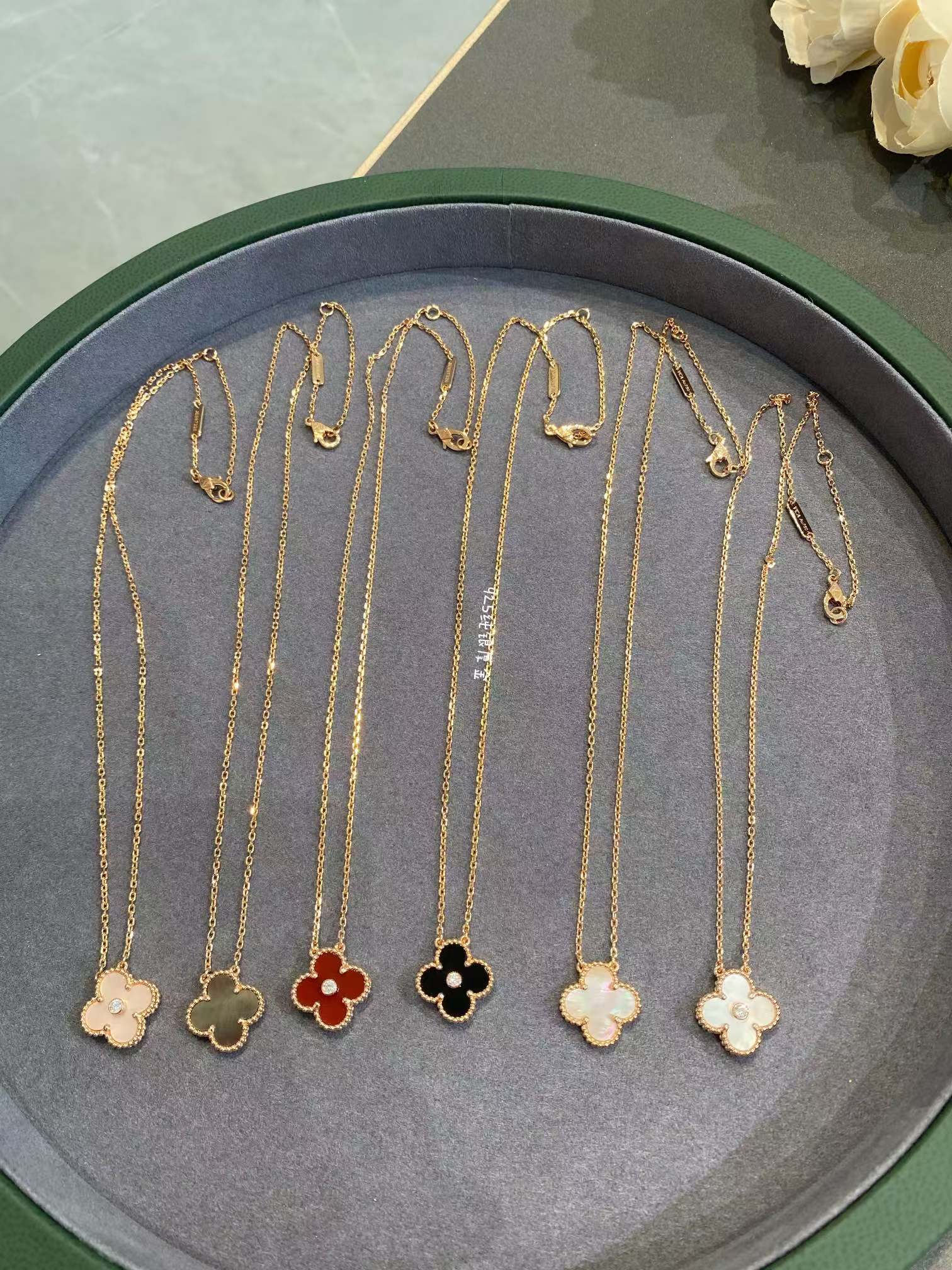 VCA Vintage Alhambra Pendant Necklace - Rose Gold - Original Replica Club