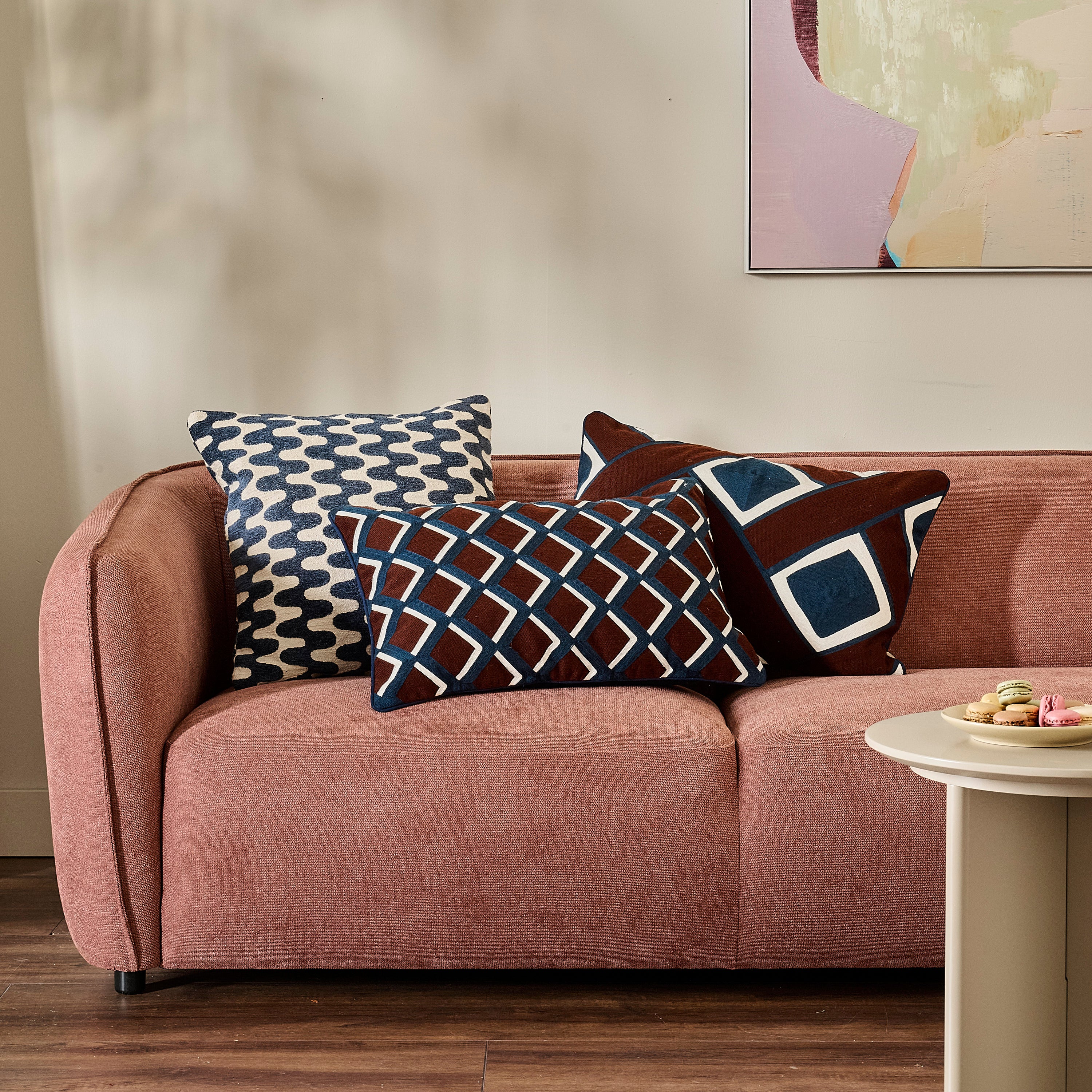 Blokker Hexa Sierkussen 40 x 60 cm - Bordeaux / Blauw