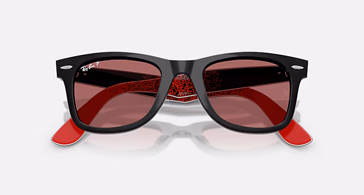 Ray-Ban ORIGINAL WAYFARER DISNEY MICKEY & MINNIE MOUSE PIXELATED