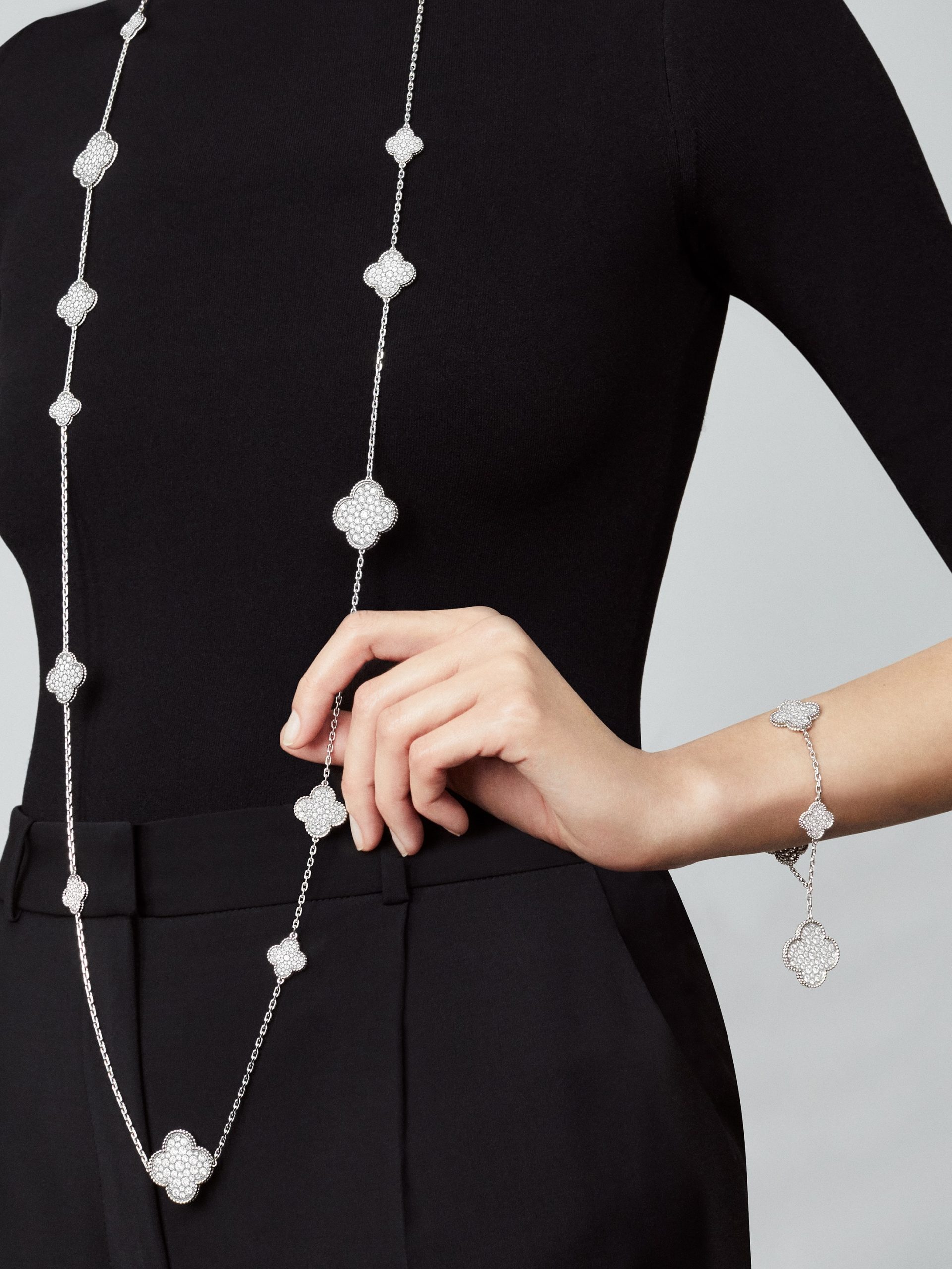 Replicate Magic Alhambra long necklace, 16 motifs(1:1 replica) - Original Replica Club