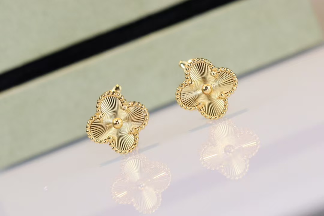VCA Vintage Alhambra Earrings - Original Replica Club