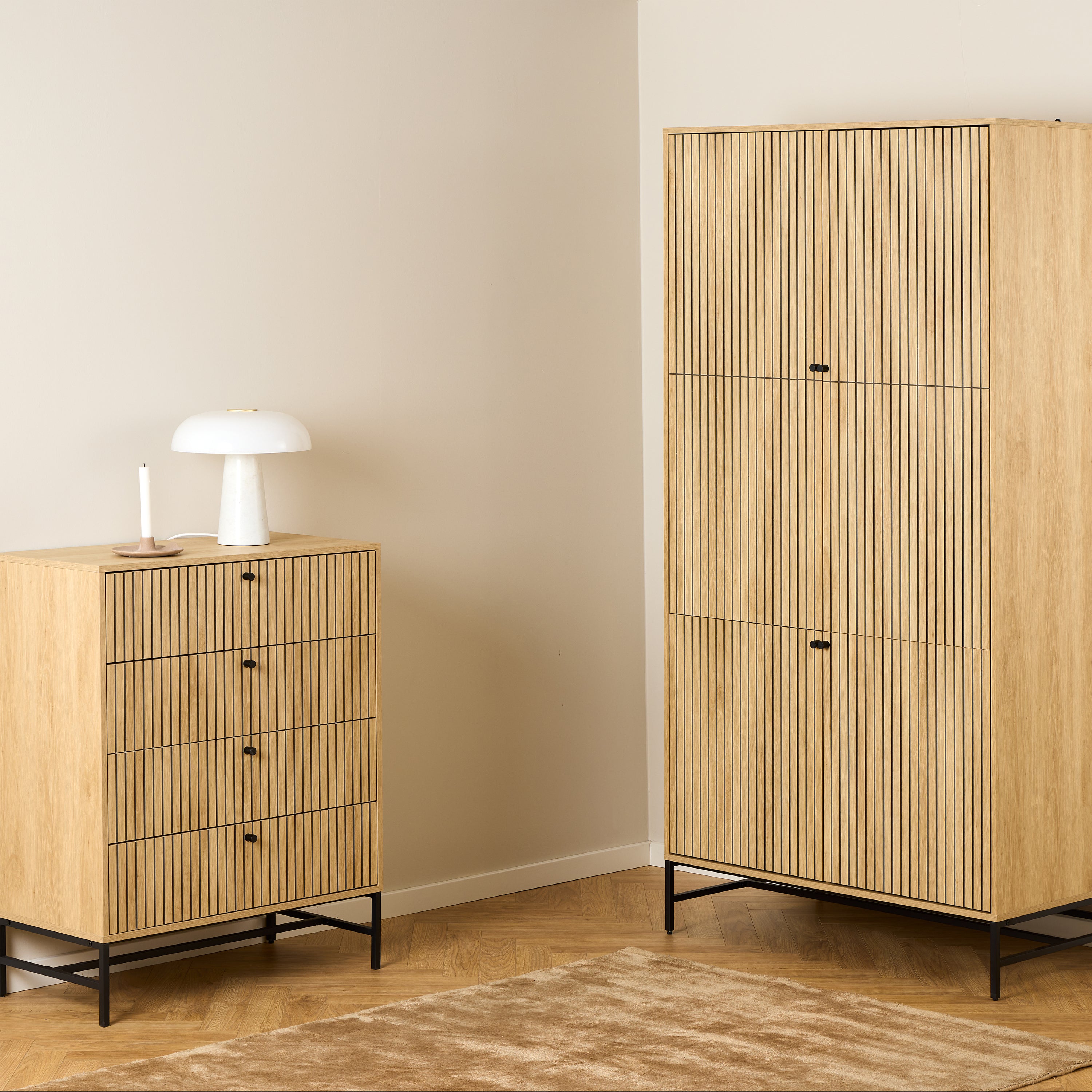 by fonQ Lamina Kledingkast 4-deurs - Eiken